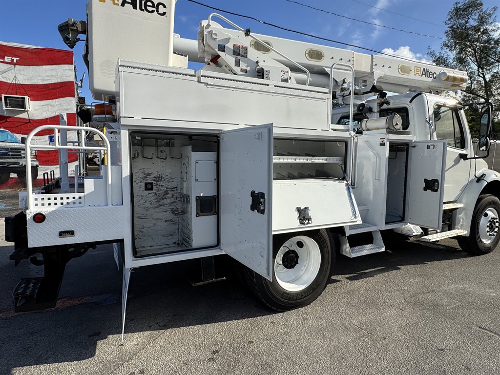2015 Freightliner M2 - $29,995