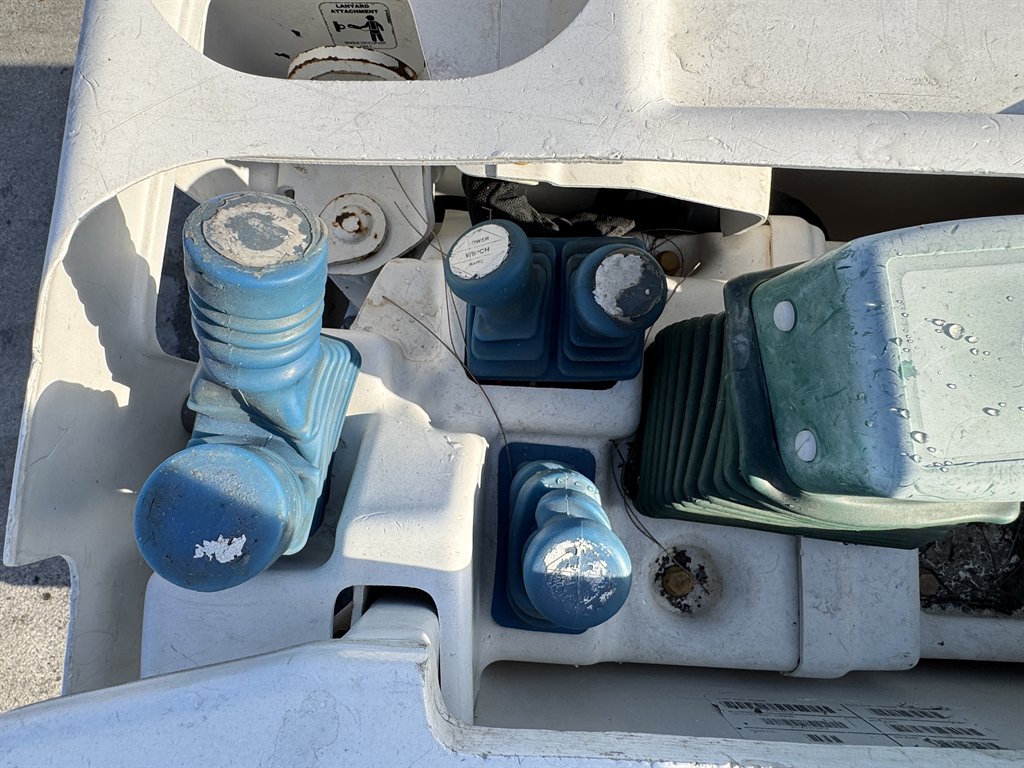 2015 Freightliner M2 - $29,995