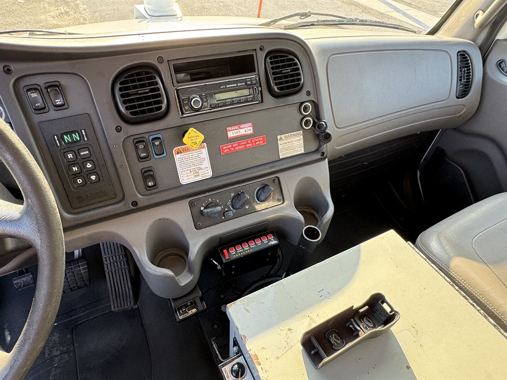 2015 Freightliner M2 - $29,995
