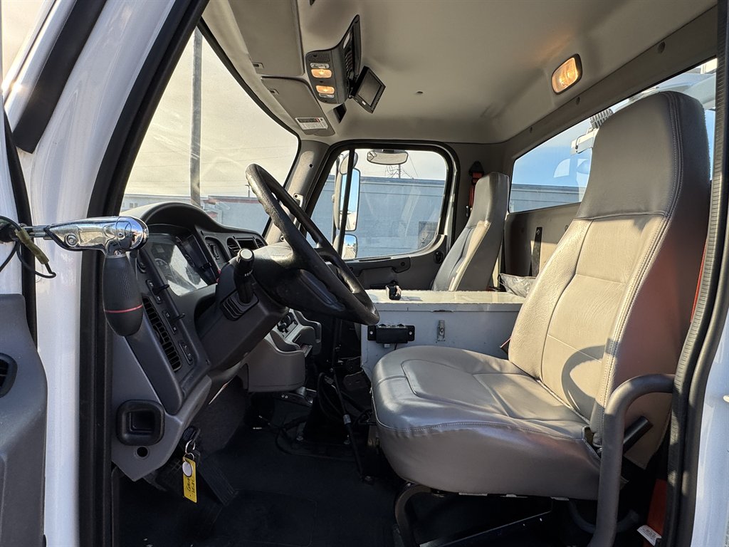 2015 Freightliner M2 - $29,995