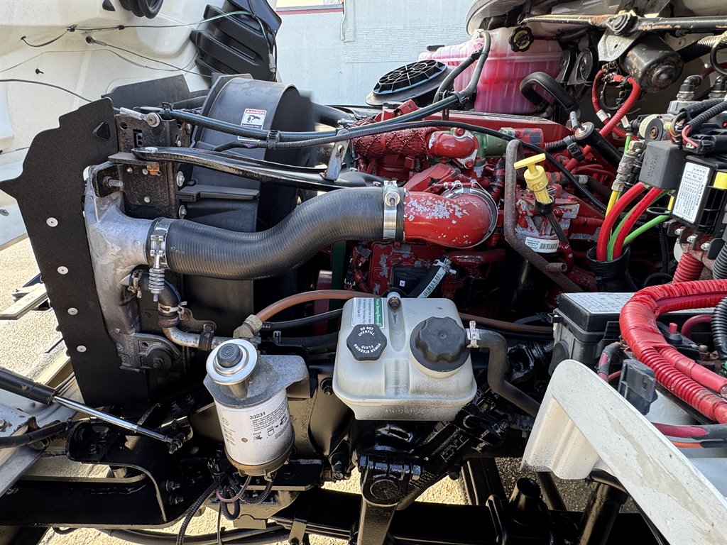 2015 Freightliner M2 - $29,995