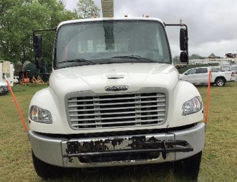 2016 Freightliner M2 - $47,995