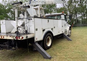 2016 Freightliner M2 - $47,995