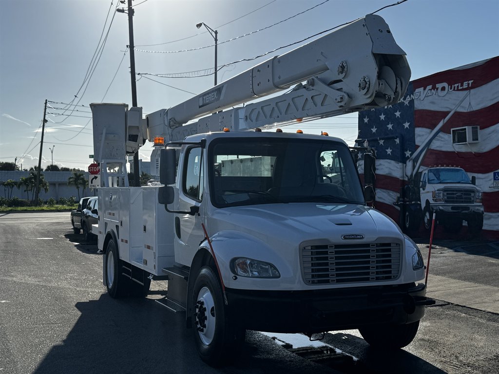 2016 Freightliner M2 - $42,995