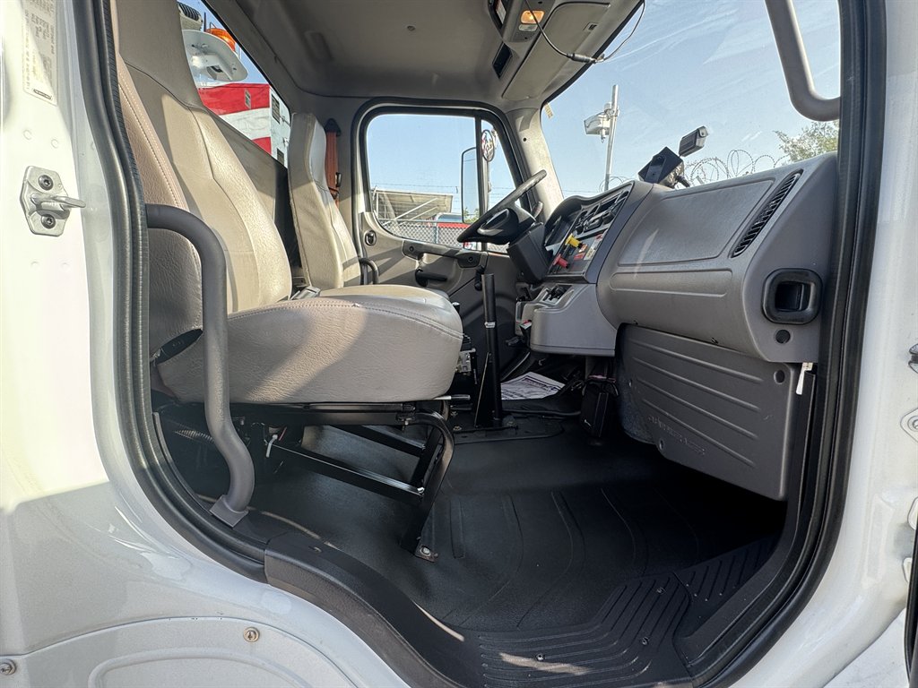 2016 Freightliner M2 - $32,995