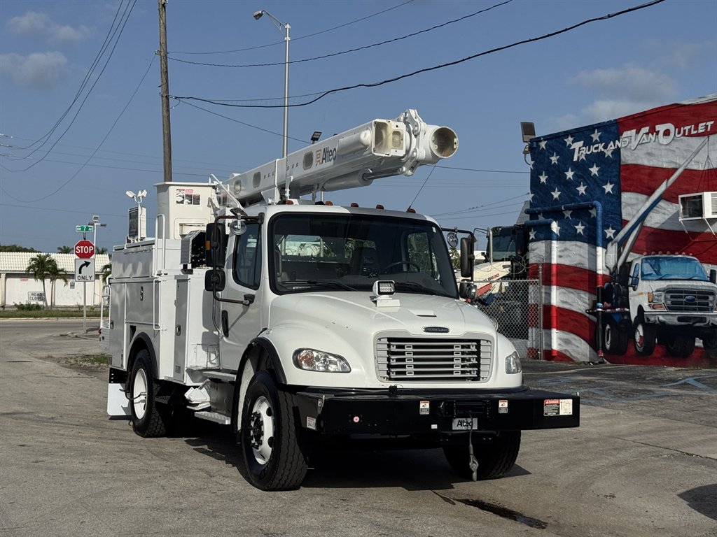 2016 Freightliner M2 - $32,995