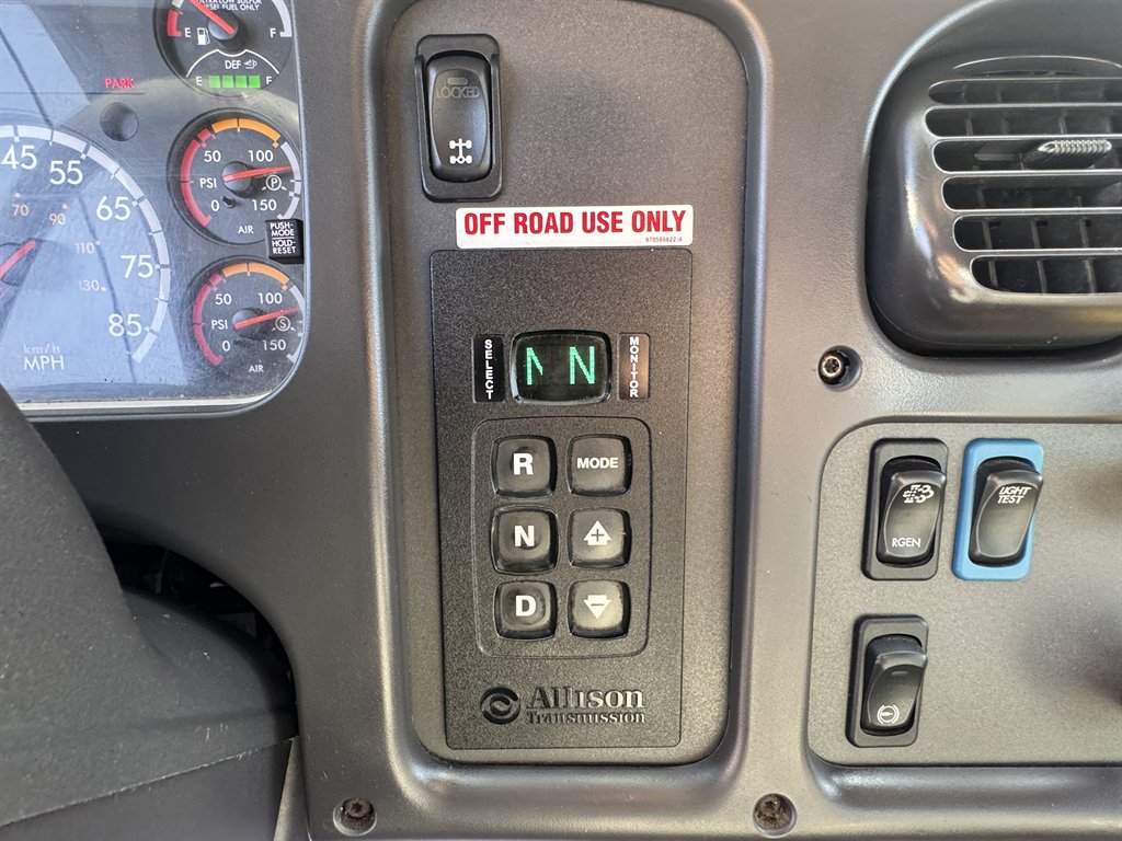 2016 Freightliner M2 - $32,995