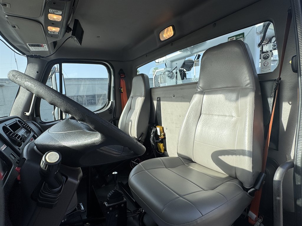 2016 Freightliner M2 - $32,995