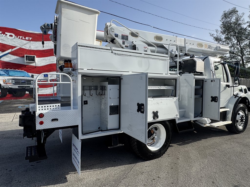 2016 Freightliner M2 - $32,995