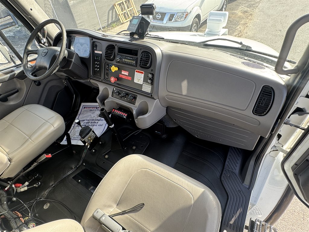 2016 Freightliner M2 - $32,995
