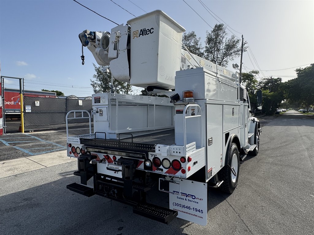 2016 Freightliner M2 - $32,995