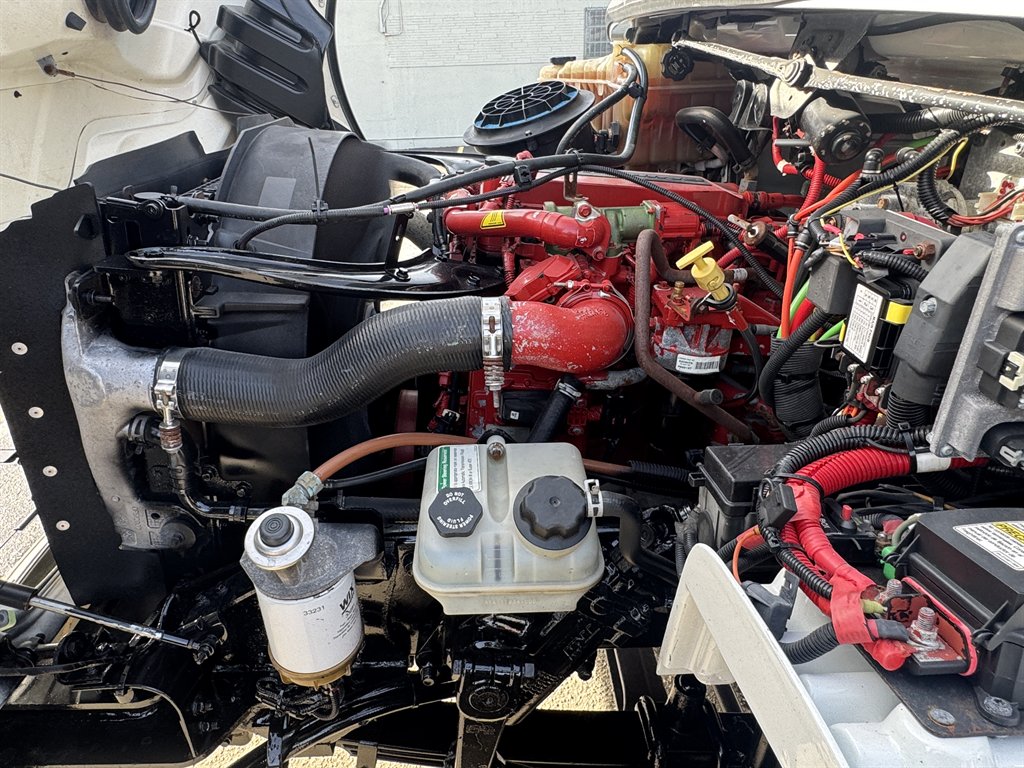 2016 Freightliner M2 - $32,995