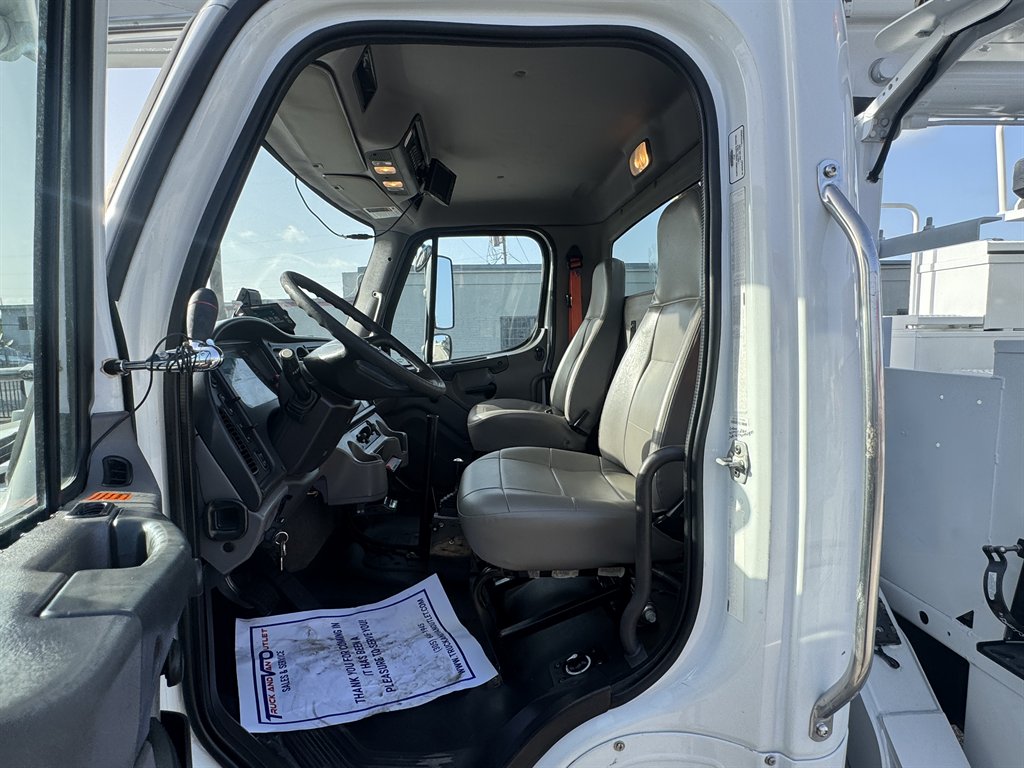 2016 Freightliner M2 - $32,995