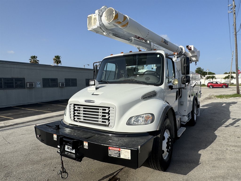 2016 Freightliner M2 - $32,995