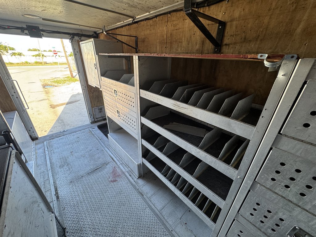 2016 Freightliner MT45 - $26,995