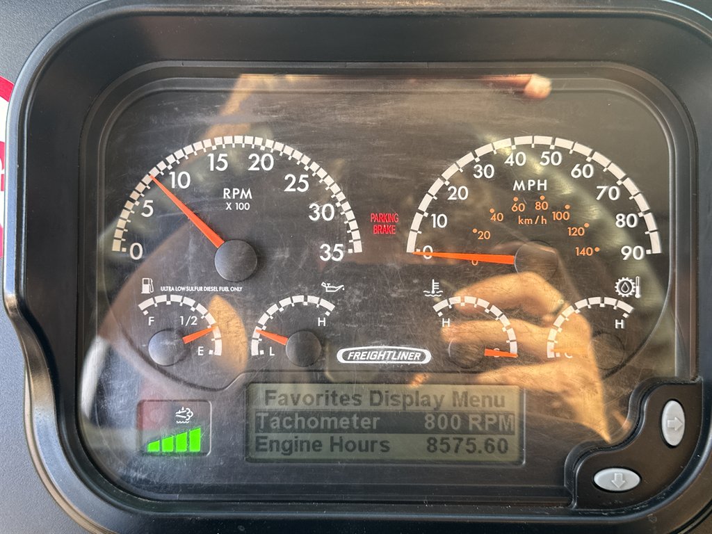 2016 Freightliner MT45 - $26,995