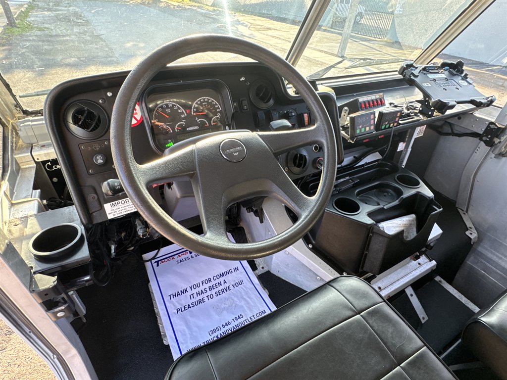 2016 Freightliner MT45 - $26,995