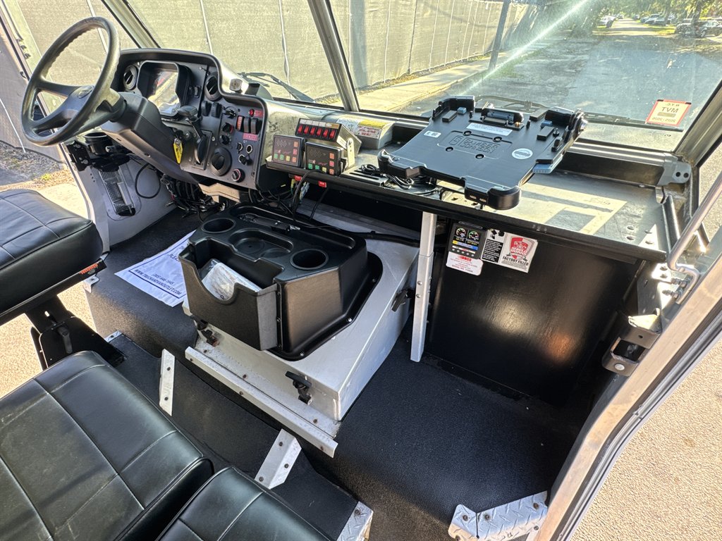 2016 Freightliner MT45 - $26,995