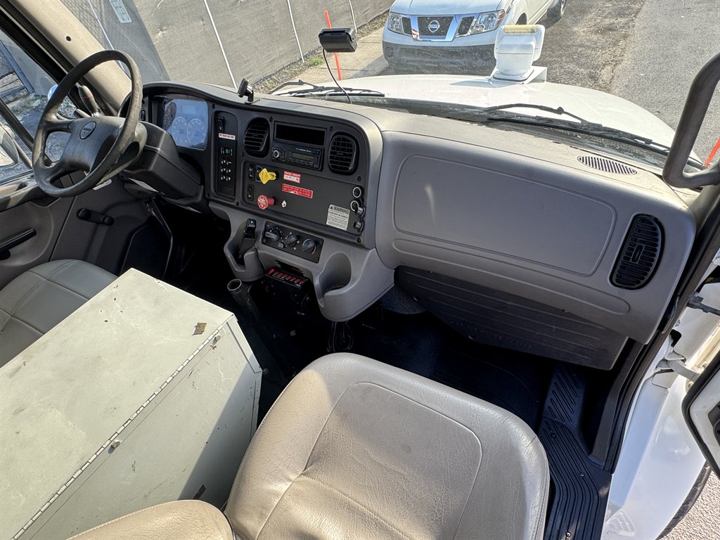 2016 Freightliner M2 - $32,995
