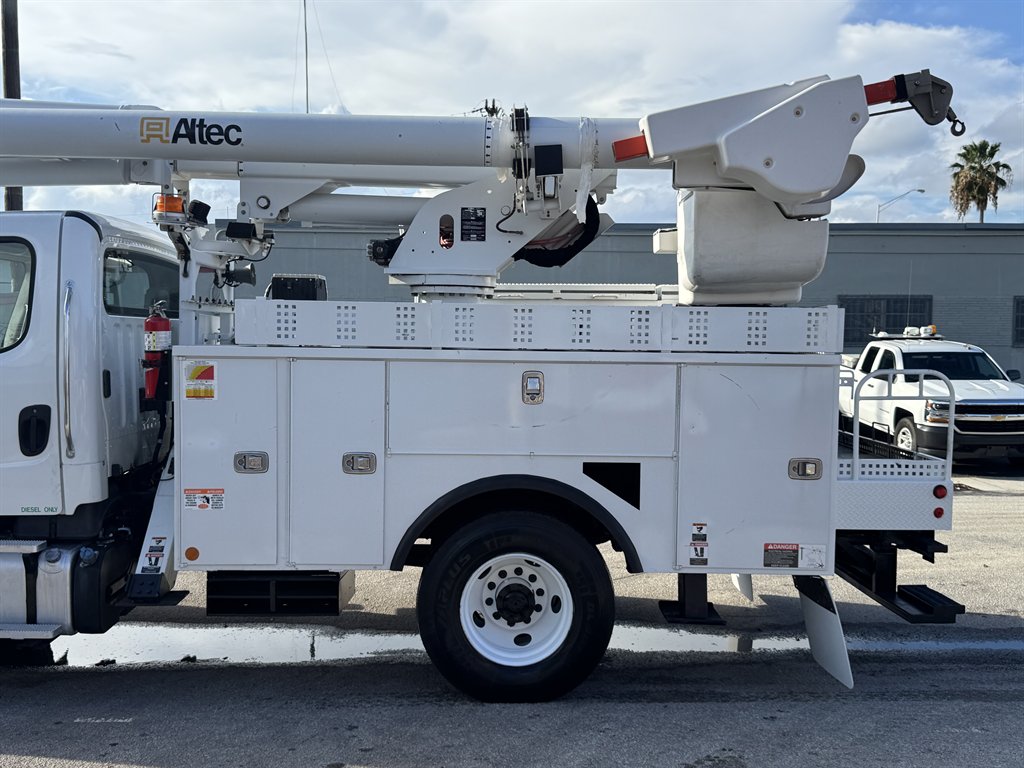 2016 Freightliner M2 - $32,995