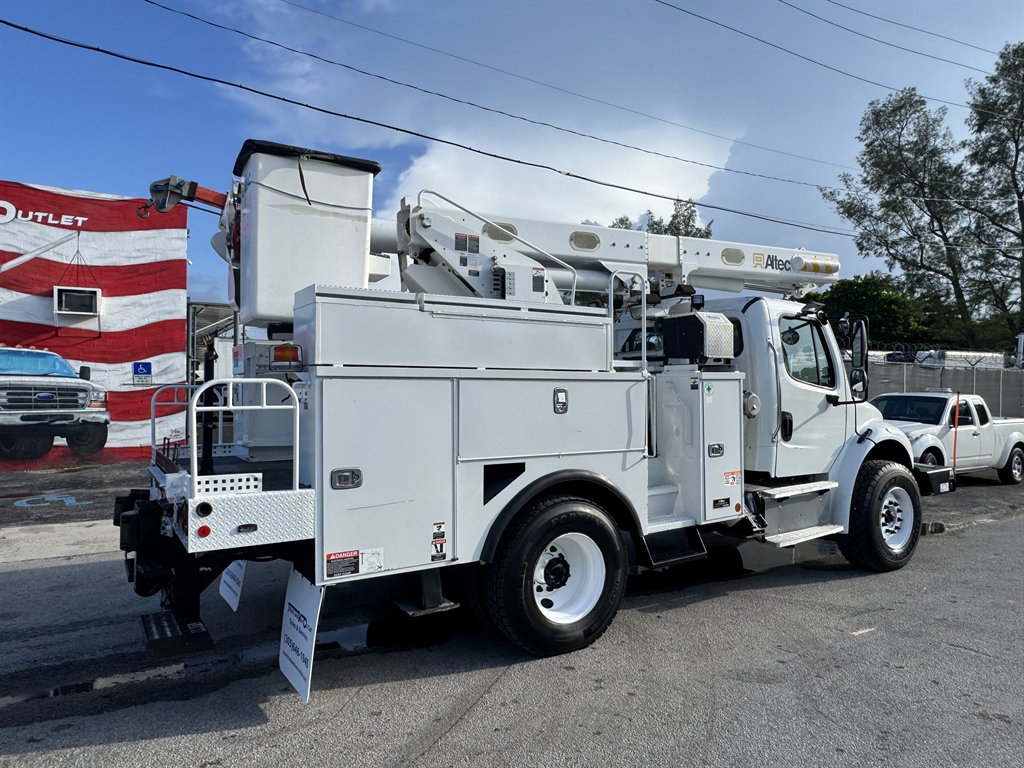 2016 Freightliner M2 - $32,995