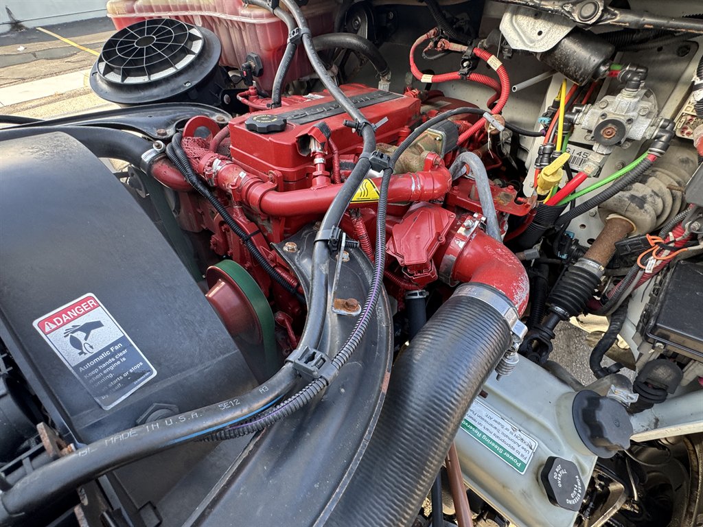 2016 Freightliner M2 - $32,995