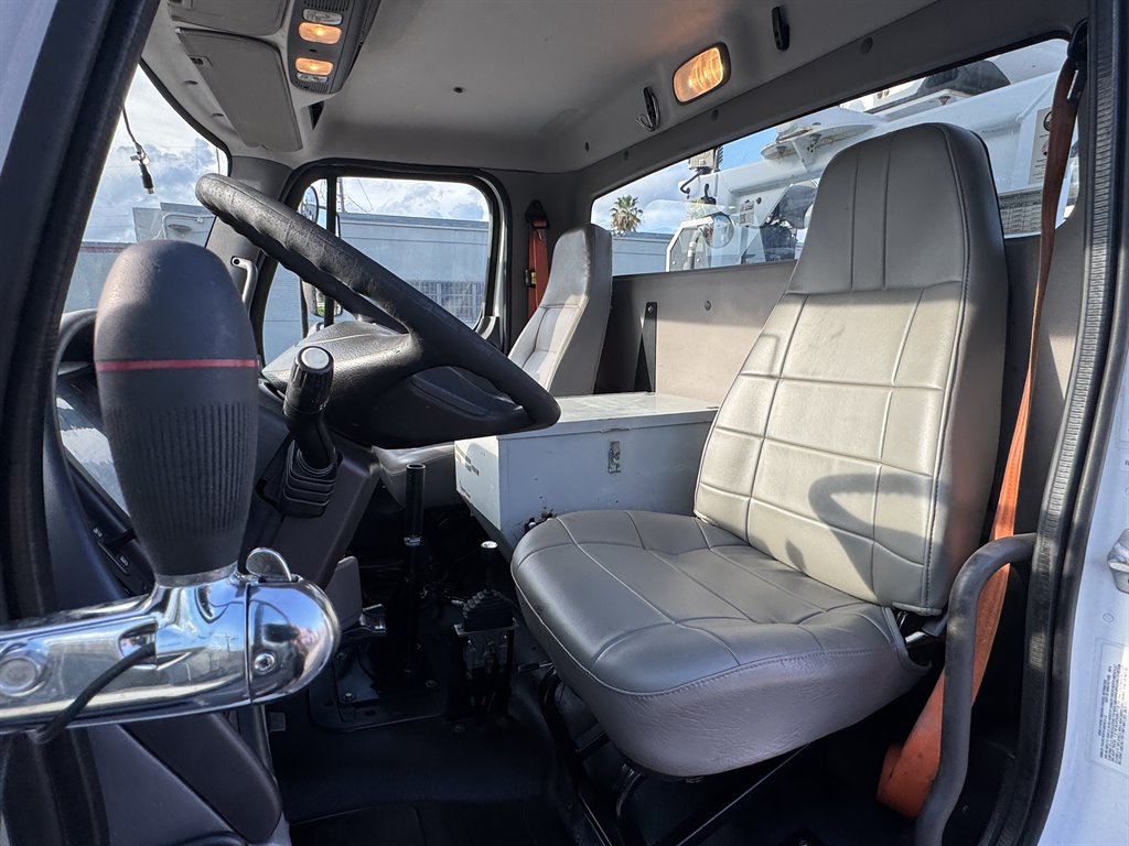 2016 Freightliner M2 - $32,995