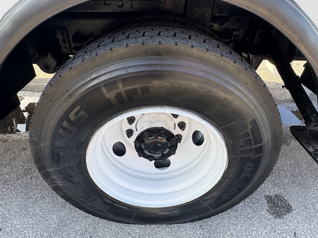2016 Freightliner M2 - $32,995