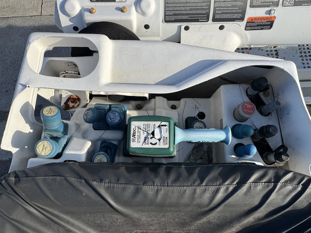 2016 Freightliner M2 - $32,995