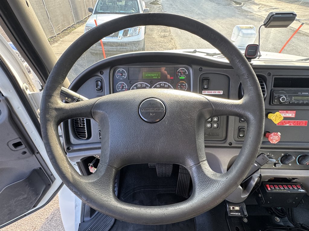 2016 Freightliner M2 - $32,995