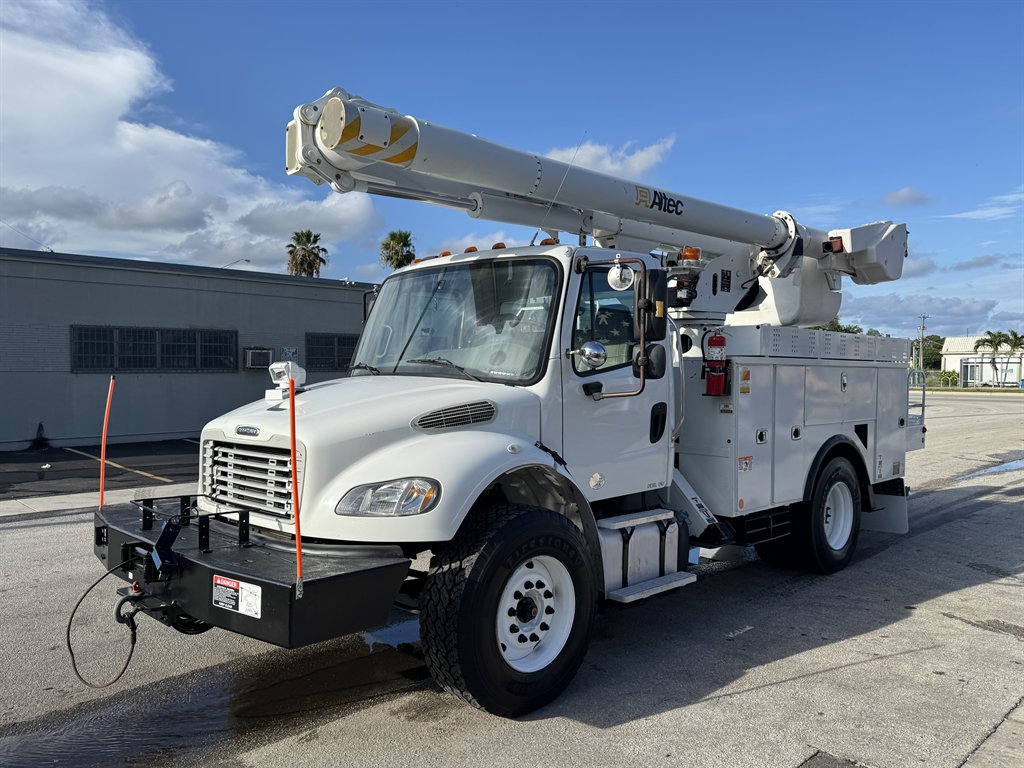 2016 Freightliner M2 - $32,995