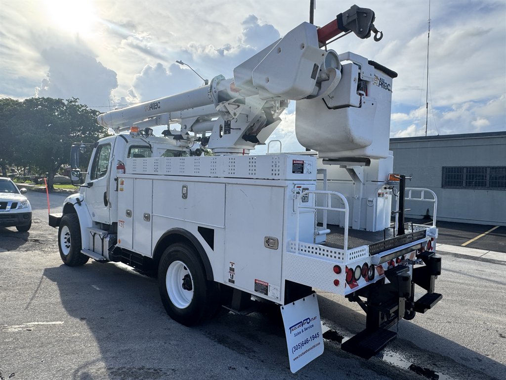 2016 Freightliner M2 - $32,995