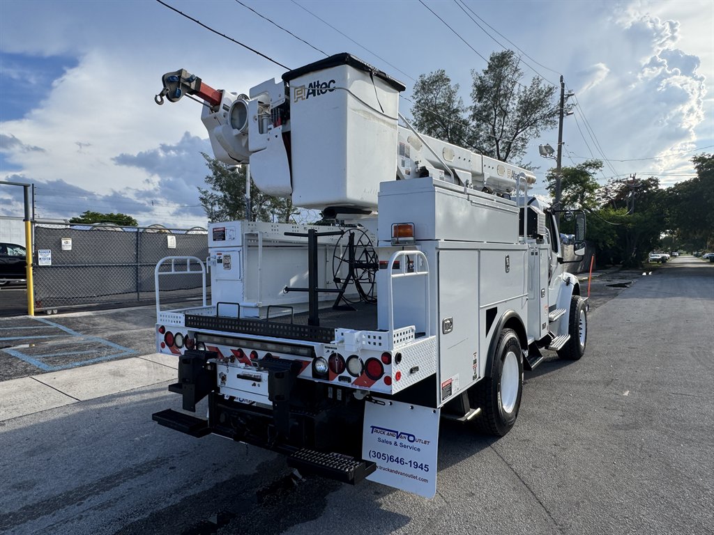 2016 Freightliner M2 - $32,995