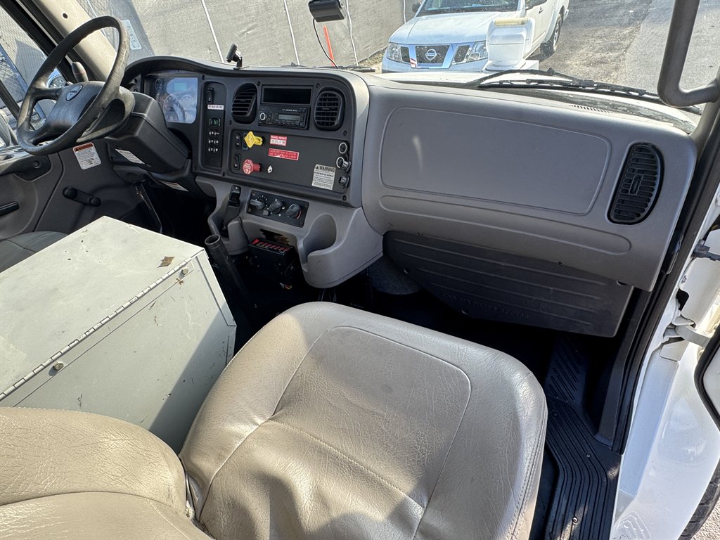 2016 Freightliner M2 - $32,995