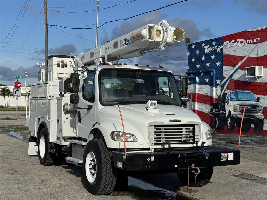 2016 Freightliner M2 - $32,995