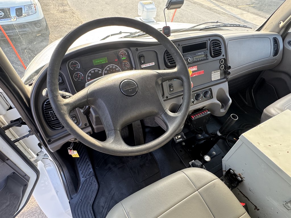 2016 Freightliner M2 - $32,995