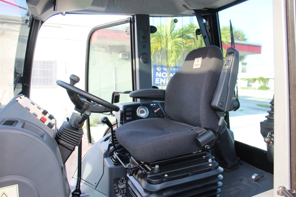 2016 Terex TLN830 - $39,995