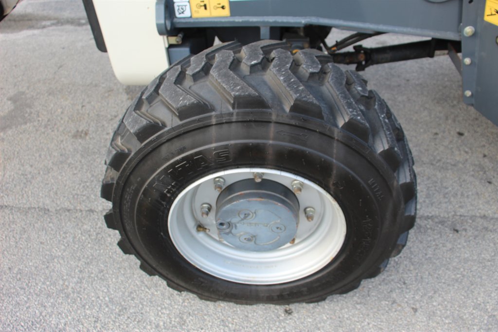 2016 Terex TLN830 - $39,995