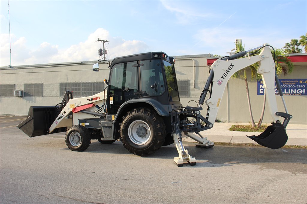 2016 Terex TLN830 - $39,995