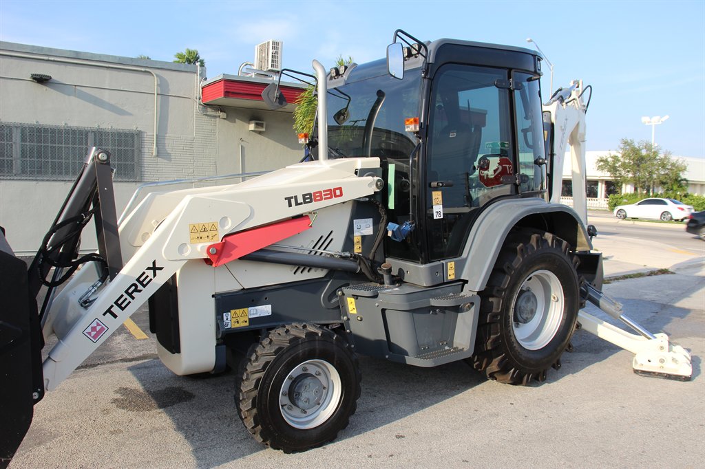 2016 Terex TLN830 - $39,995
