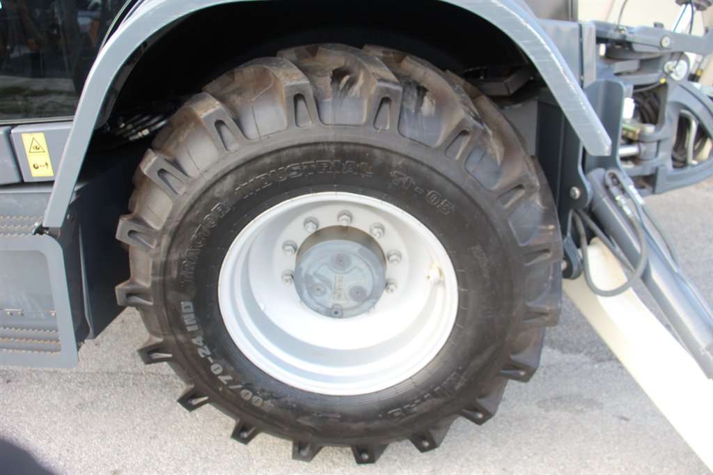 2016 Terex TLN830 - $39,995