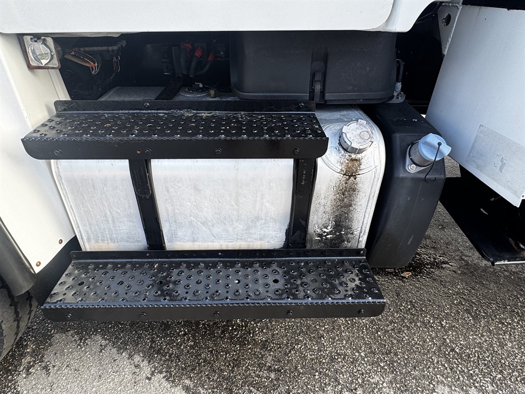 2017 Freightliner M2 - $51,995