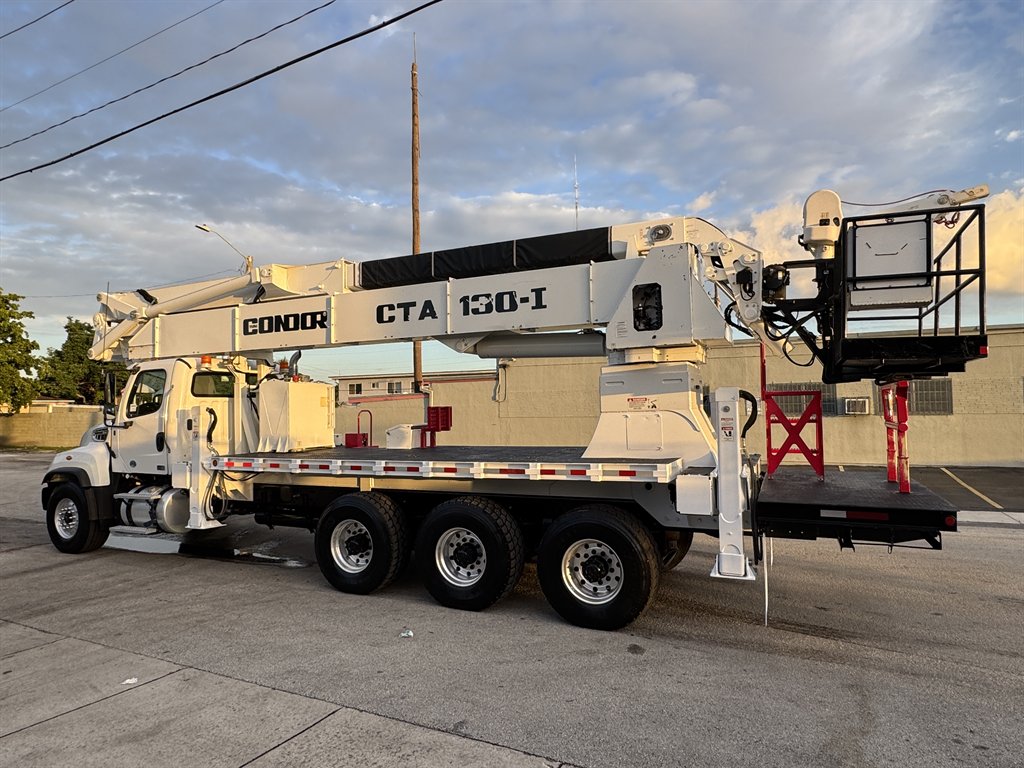 2018 Freightliner 114sd - $198,995