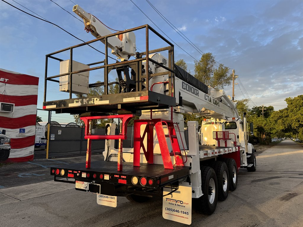 2018 Freightliner 114sd - $198,995