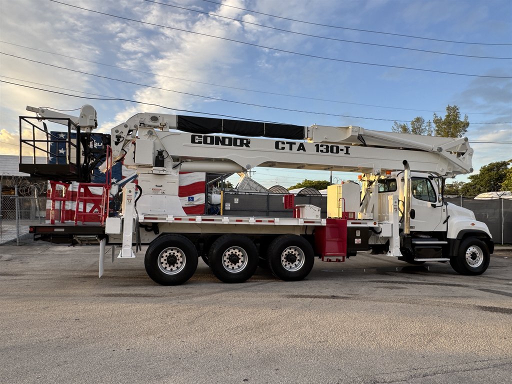 2018 Freightliner 114sd - $198,995