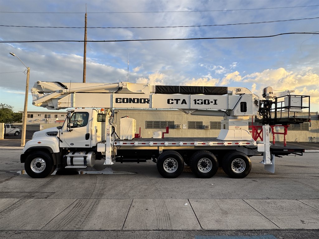 2018 Freightliner 114sd - $198,995