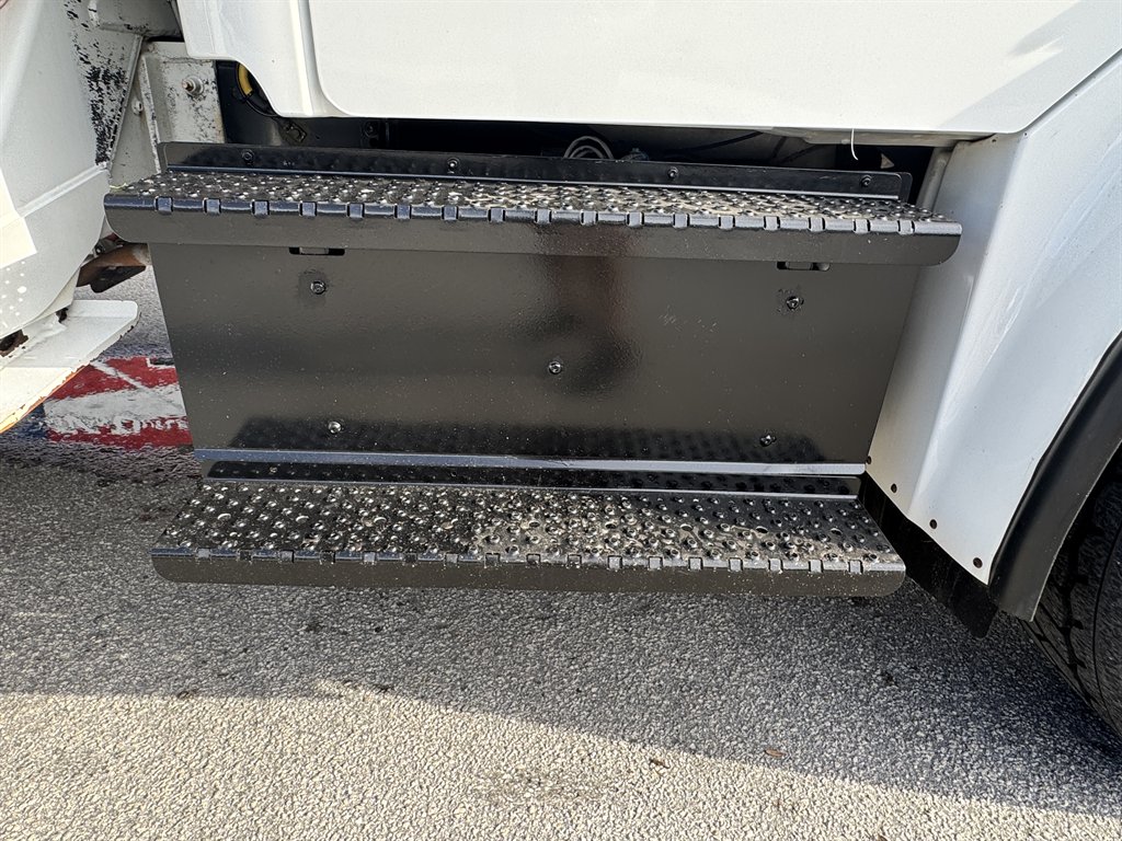 2018 Freightliner M2 - $57,995