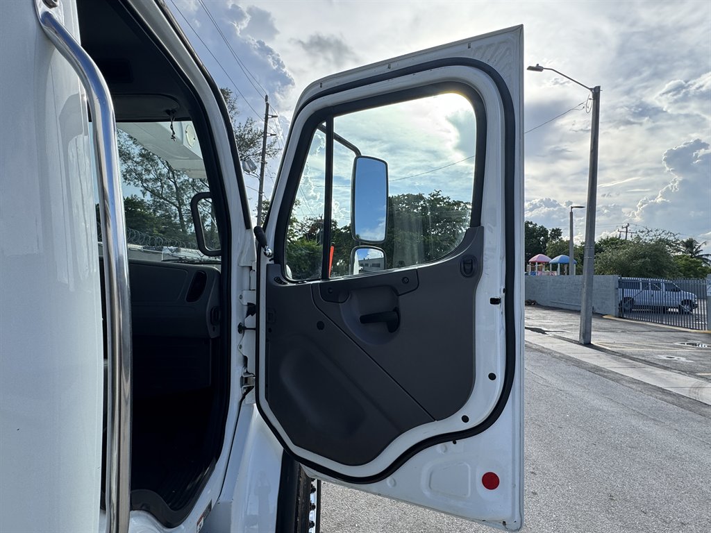 2018 Freightliner M2 - $57,995