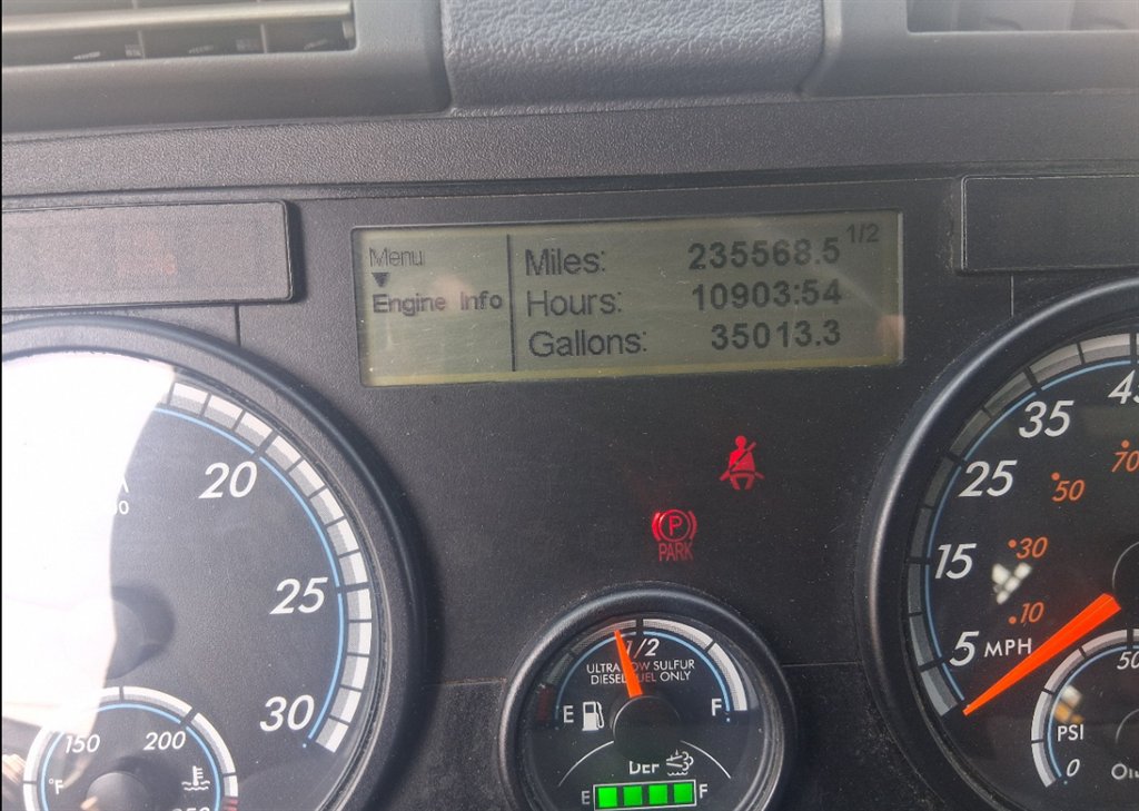 2018 Freightliner Cascadia - $55,995