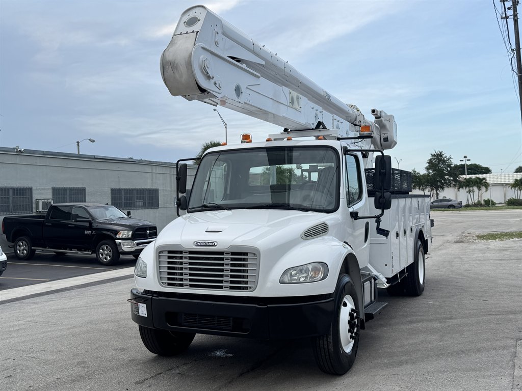 2018 Freightliner M2 - $57,995